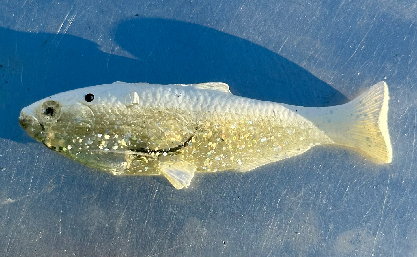 Weedless shad frosty